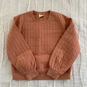 NWOT Women’s universal thread, quilted sweatshirt size M